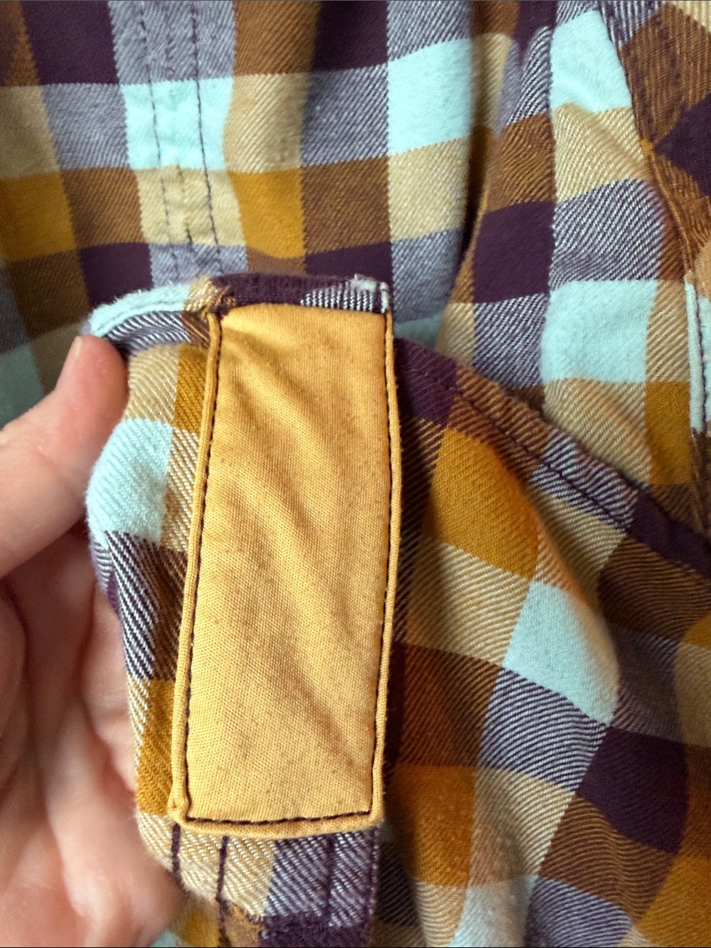 Duluth women’s flannel - Picture 12 of 12